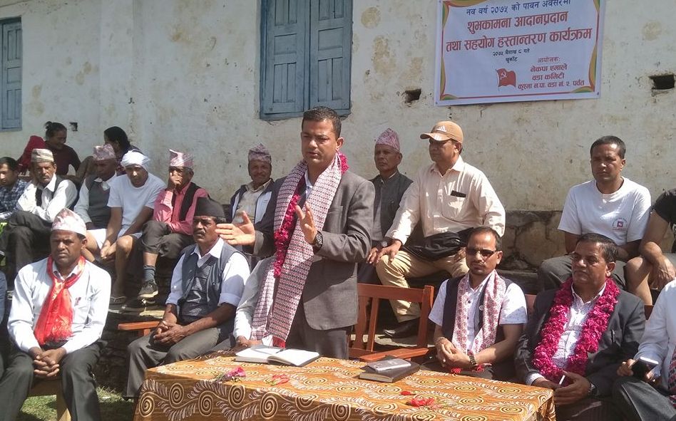 खुर्कोटमा एमालेको शुभकामना आदान प्रदान, गिरी भन्छन–‘पर्वतमा ठूला–ठूला आयोजना भित्राउँछु’
